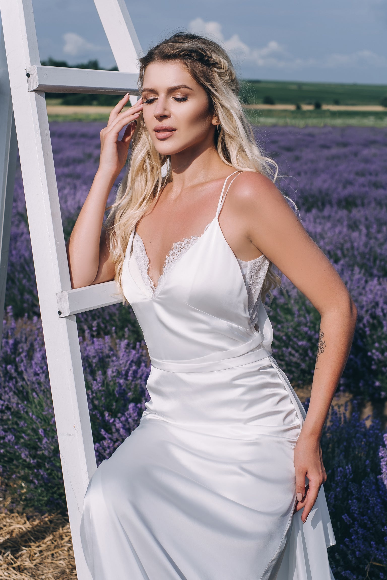 Clarisse - Feminine Sheath Wedding Dress - Maxima Bridal