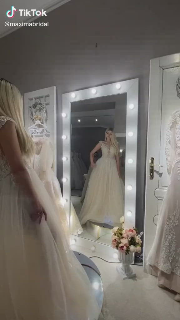 Aveline - Modern Ball Gown with Detachable Puff Sleeves