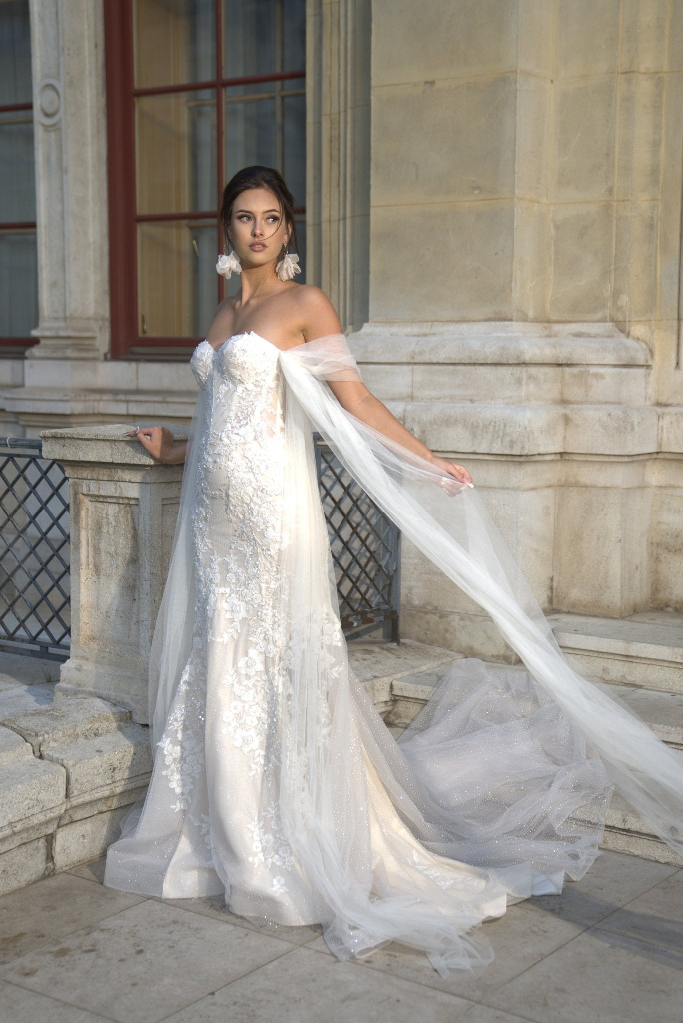 Olivia - Strapless Mermaid Lace Wedding Dress with Detachable Sleeves - Maxima Bridal