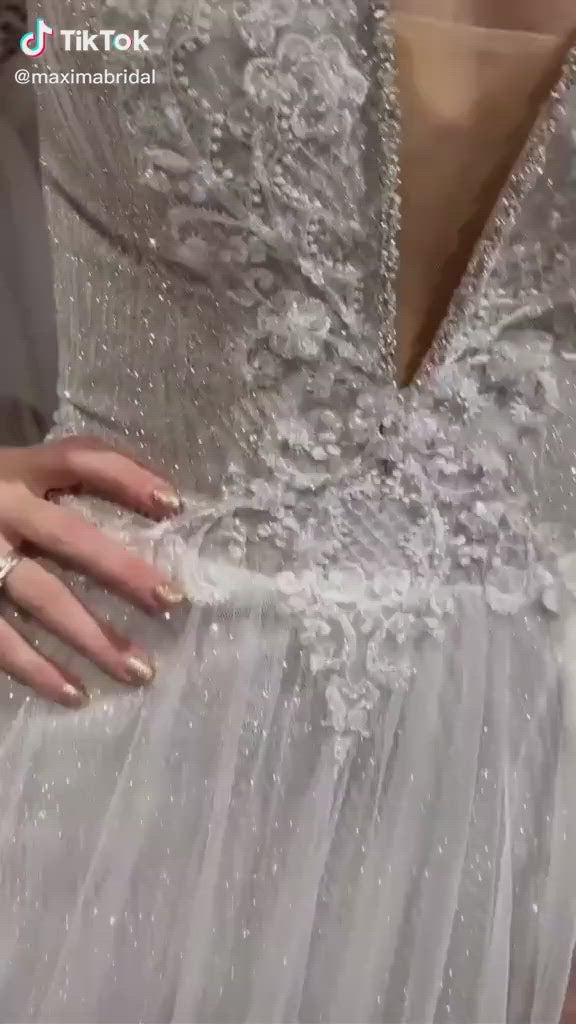 Fleur - V-Neck A-Line Wedding Dress with Tulle Skirt