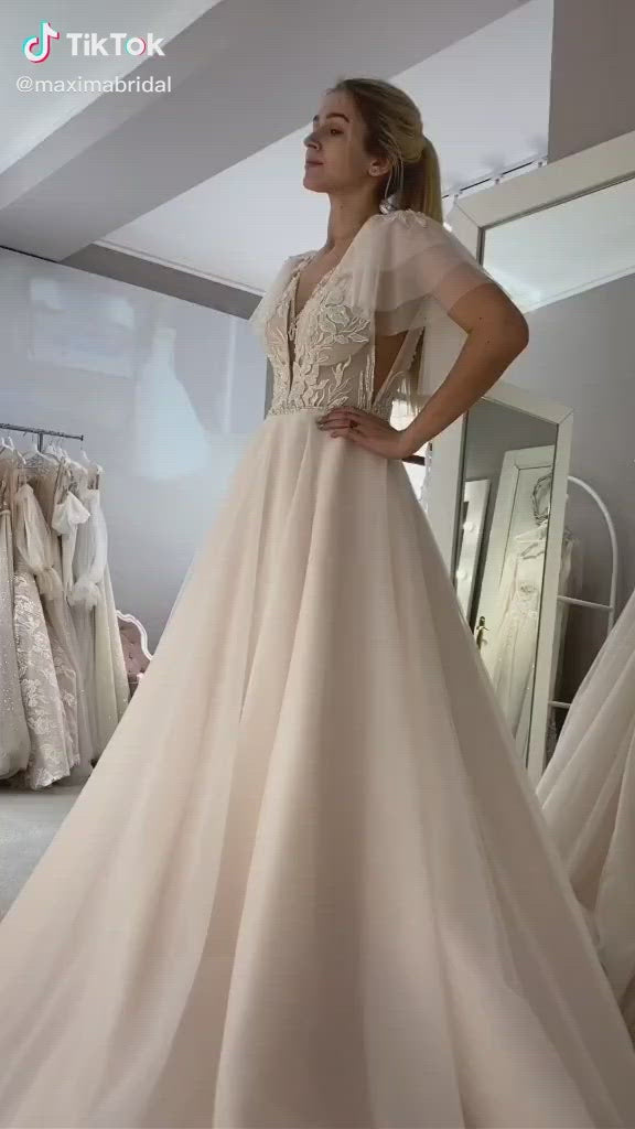 Mona - Lace Figure Flattering Wedding Dress