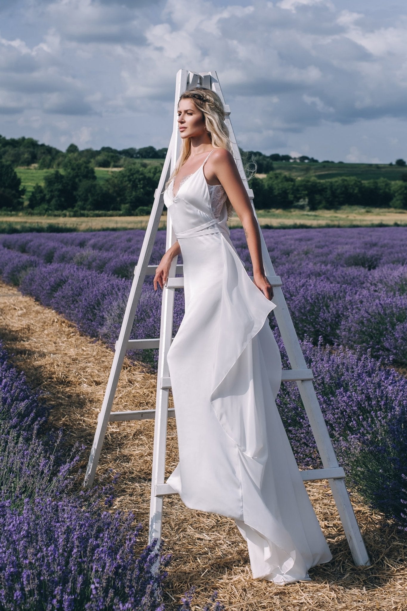 Clarisse - Feminine Sheath Wedding Dress - Maxima Bridal