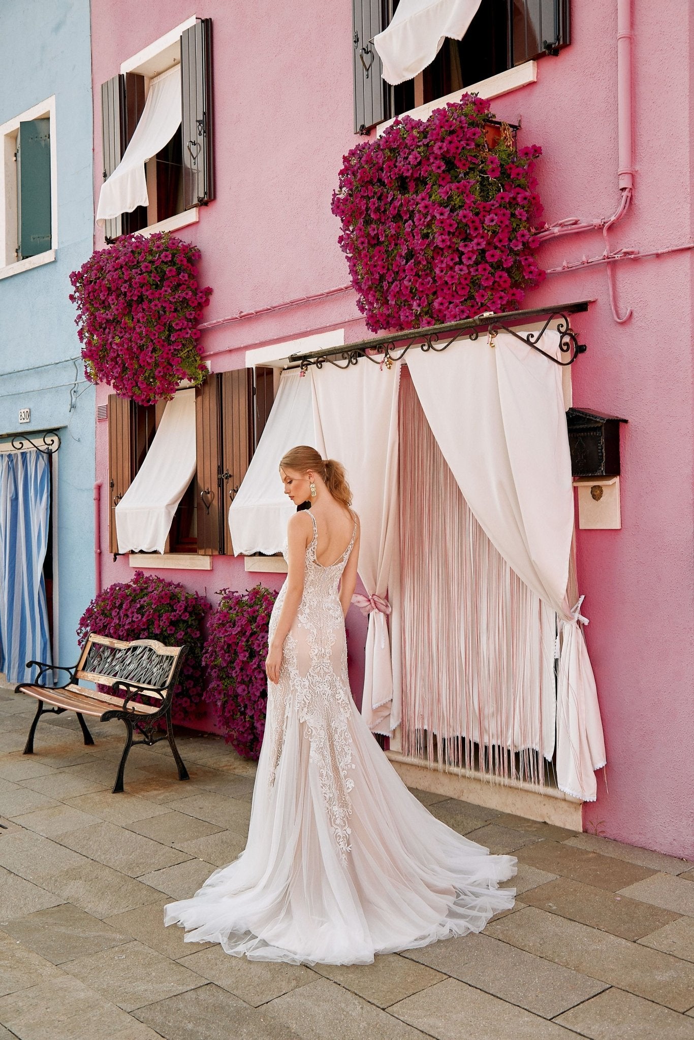 Suzanna - Sweetheart Neckline Trumpet Wedding Dress - Maxima Bridal